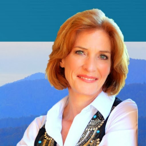 Maxine Jones Photo 46