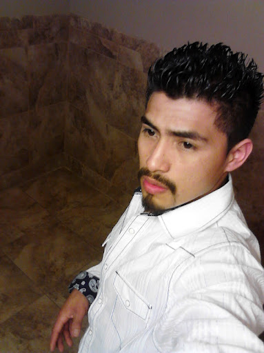 Adrian Salinas Photo 33