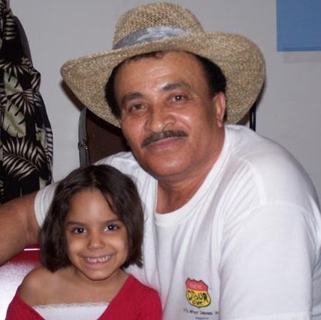 Julio Cruz Photo 27