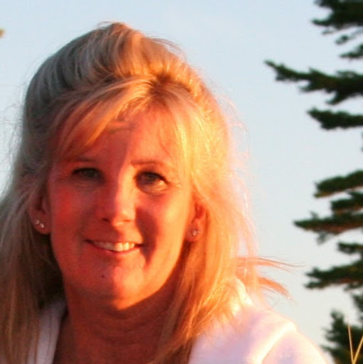 Beth Russell Photo 42