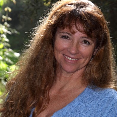 Cynthia Thompson Photo 22