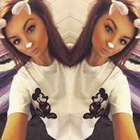 Danielle Howard Photo 11