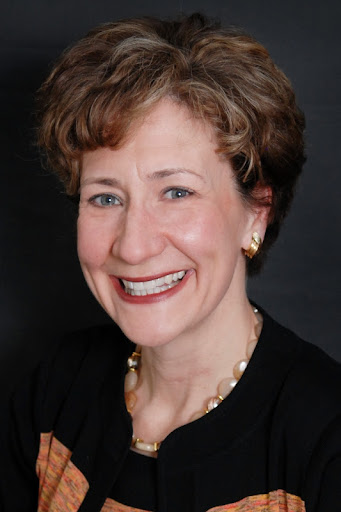 Christine Peck Photo 27