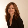 Julie Fernandez Photo 5