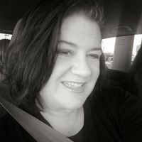 Jennifer Troyer Photo 27
