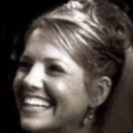 Janet Vandyke Photo 7