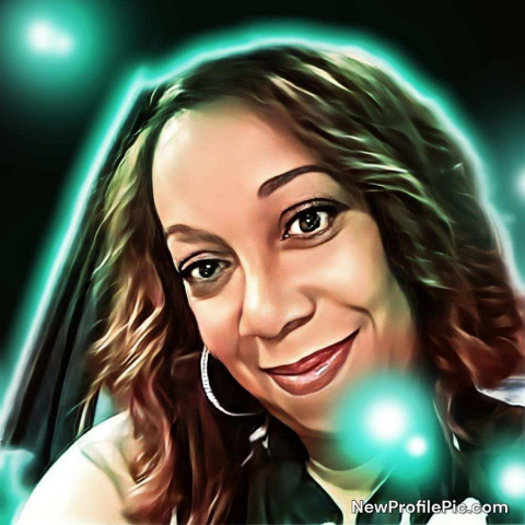 Renee Williams Photo 20