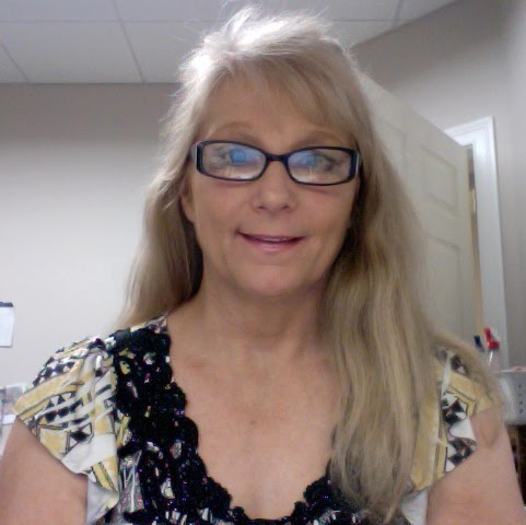 Debbie Thacker Photo 27