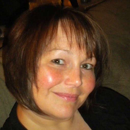 Stephanie Roberson Photo 34