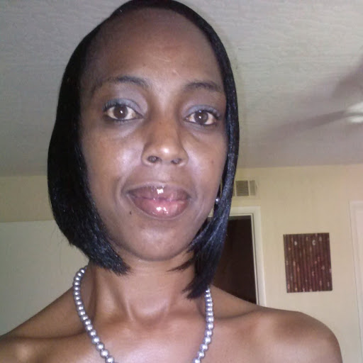 Marie Thomas Photo 18