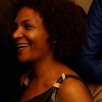 Isabel Gomes Photo 14