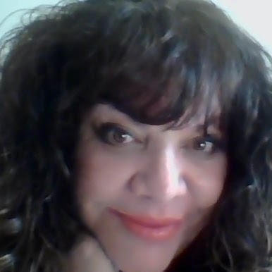 Kathleen Hanlon Photo 11