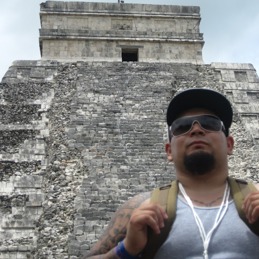 Luis Valadez Photo 22