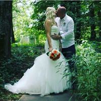 Stephanie Fields Photo 11