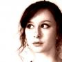 Robyn Lowe Photo 19