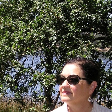 Connie Wade Photo 34