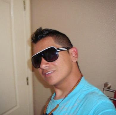 Jose Robles Photo 19