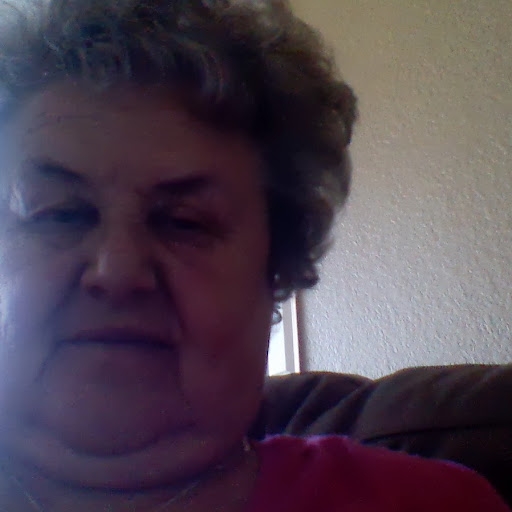 Geraldine Foster Photo 29