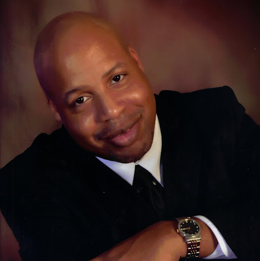 Dwayne Elliott Photo 35