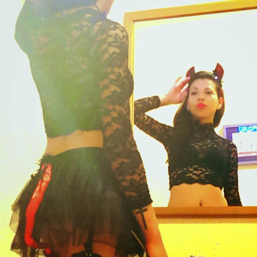 Jeniffer Salazar Photo 6