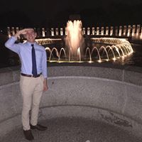 Andrew Weiner Photo 27