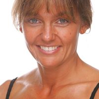 Jennifer Wolff Photo 29