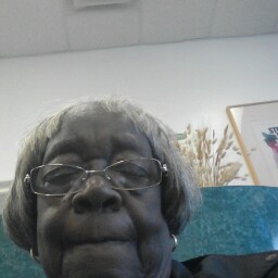 Lessie Carter Photo 2