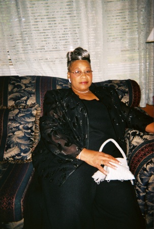 Sarah Baugh Photo 30