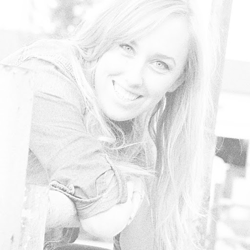 Aimee Rogers Photo 32