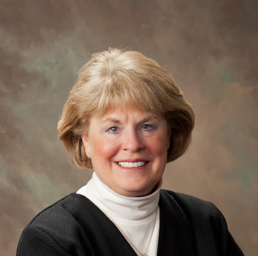 Julie Houston Photo 17