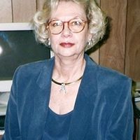 Ruth Wall Photo 15