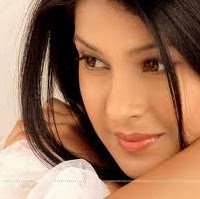 Jennifer Stephen Photo 37
