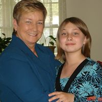 Jessie Ellis Photo 15