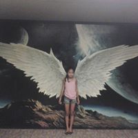 Hannah Martin Photo 14