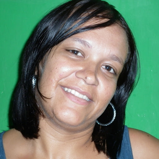 Diane Gomes Photo 5