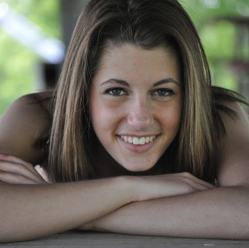 Jennifer Duke Photo 28