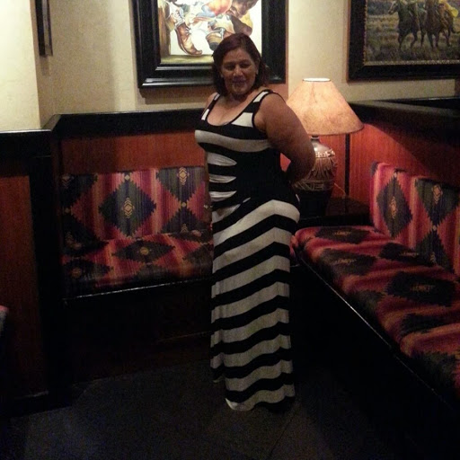 Ruth Velazquez Photo 14