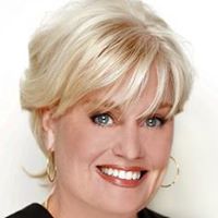 Liz Moore Photo 14