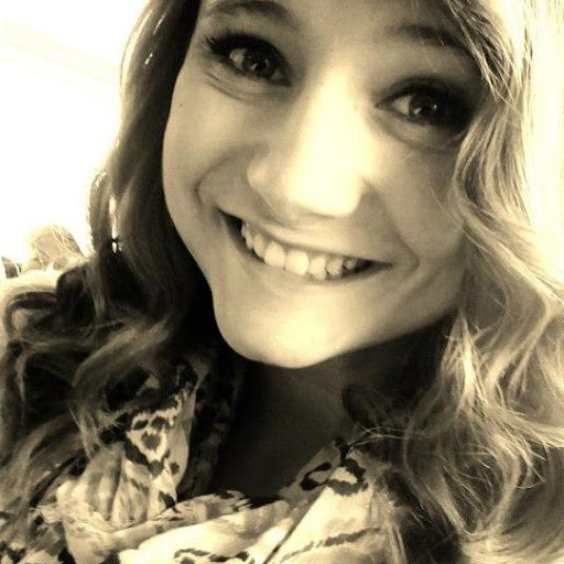 Miranda Goss Photo 7