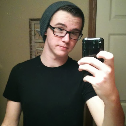 Cameron Hanson Photo 27