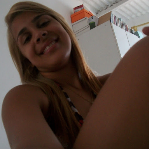 Brenda Andrade Photo 18