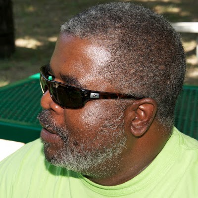 Carl Lyons Photo 34