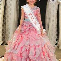 Becky Cunningham Photo 20