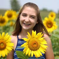 Rachel Dunlap Photo 9