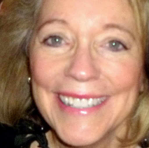 Ellen Young Photo 28