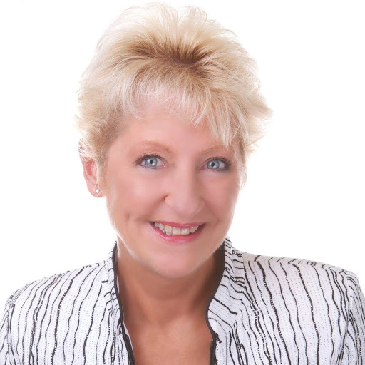 Joan Bailey Photo 18