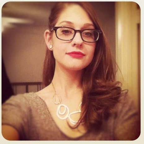 Hannah Weir Photo 7