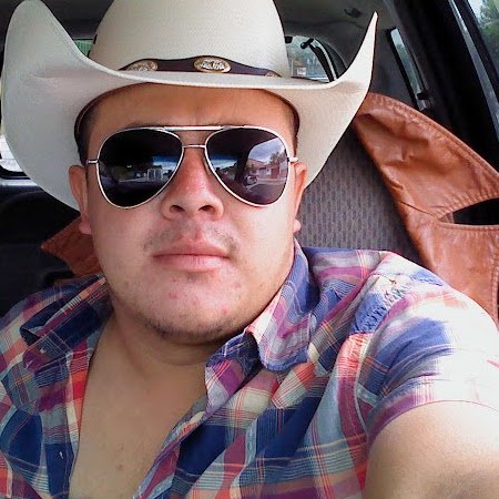 Omar Robles Photo 24