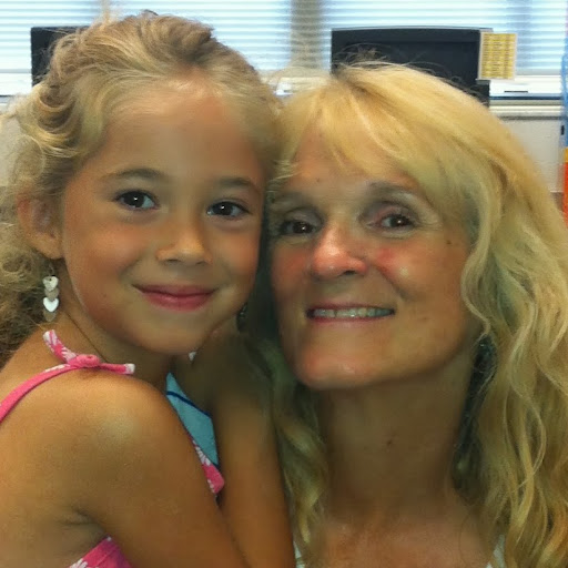Debra Mueller Photo 20
