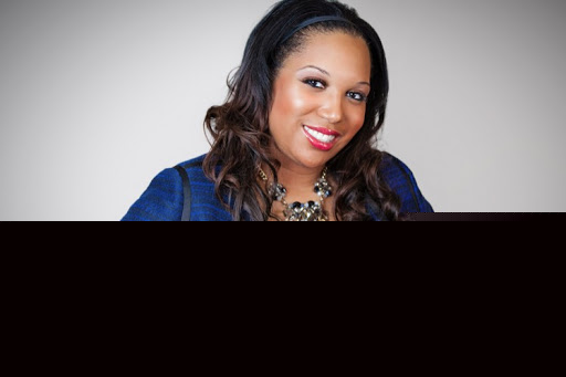 Stephanie Simms Photo 17